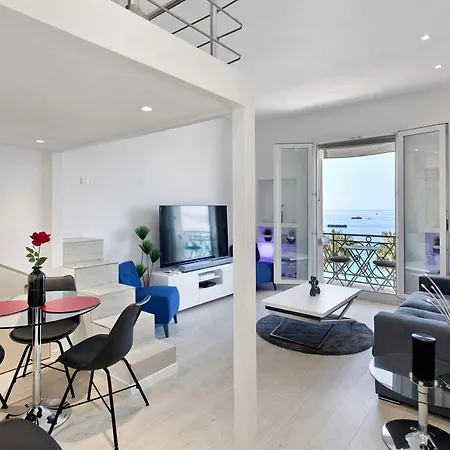 Ref 1196 - Croisette - Sea View For Rent Appartamento *