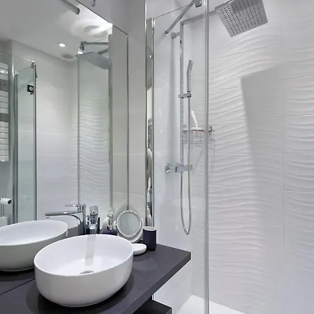 Ref 1196 - Croisette - Sea View For Rent * קאן
